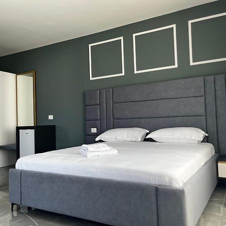 Leodori 3 Suites Shëngjin المظهر الخارجي الصورة