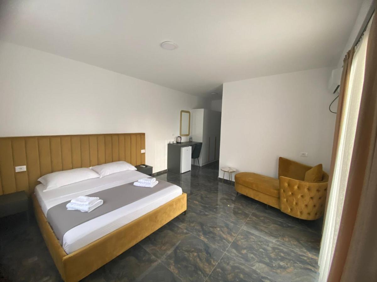 Leodori 3 Suites Shëngjin المظهر الخارجي الصورة