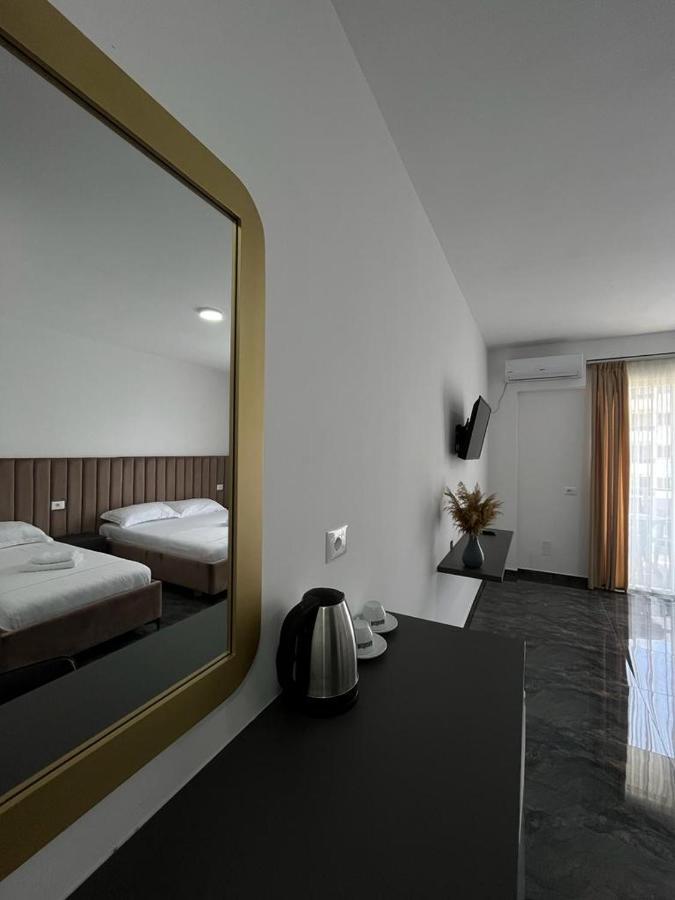 Leodori 3 Suites Shëngjin المظهر الخارجي الصورة