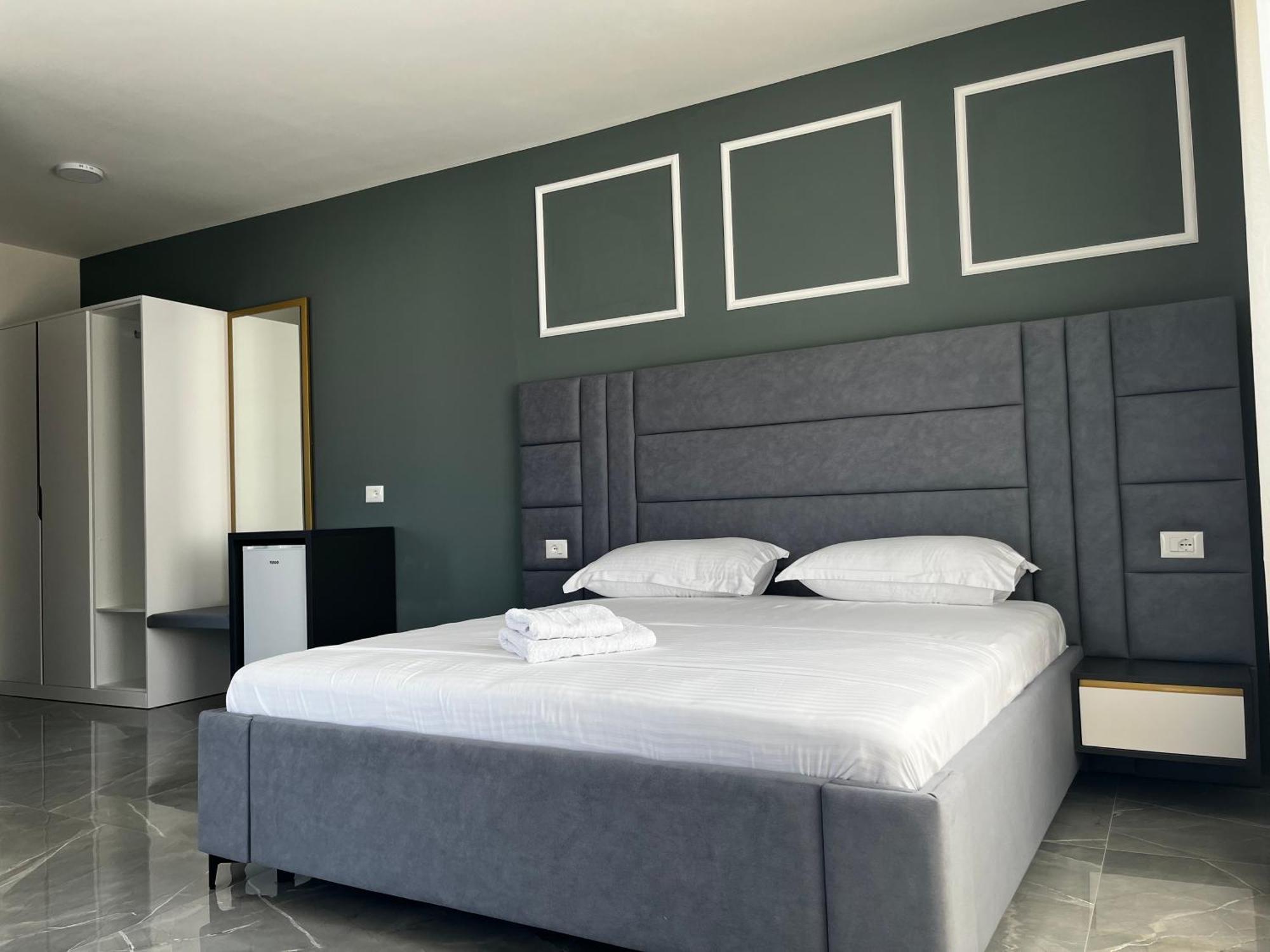 Leodori 3 Suites Shëngjin المظهر الخارجي الصورة